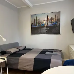 https://bezagenta-mozart1-quiet-studio-easy-access-to-city.warsawhotelspoland.com