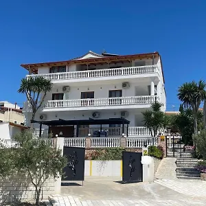 https://summer-dreams.albaniahotels.org